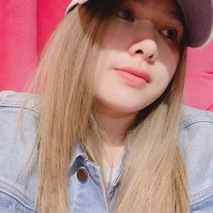 Meet your Posher, Ngoc